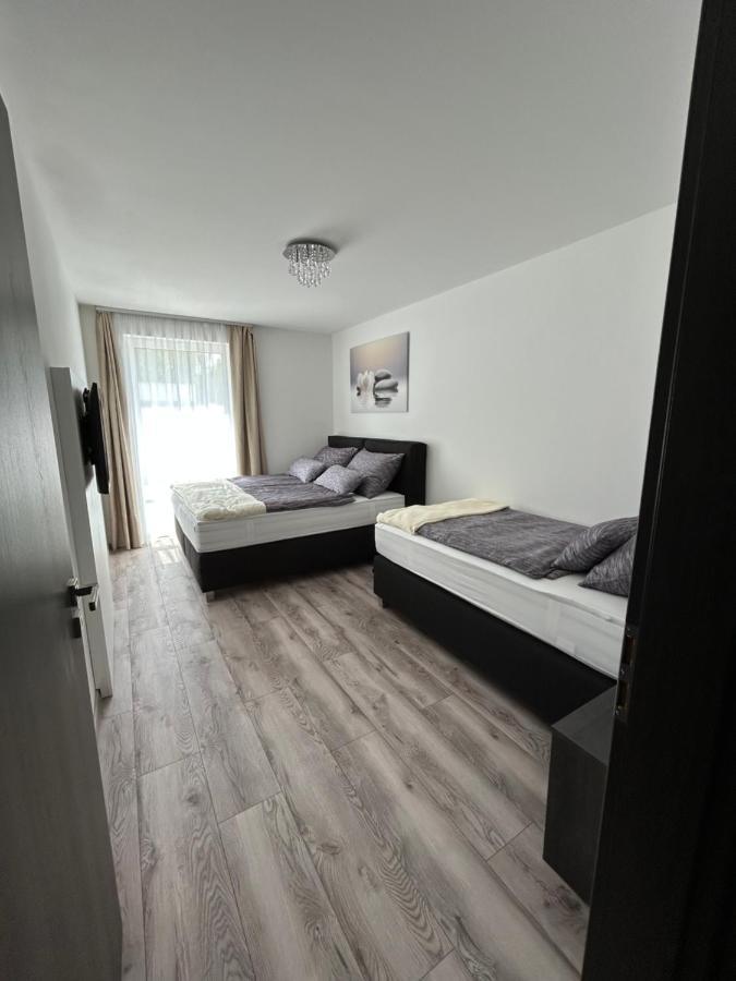Villa Bauhaus Dream Deluxe T Siofok Bagian luar foto