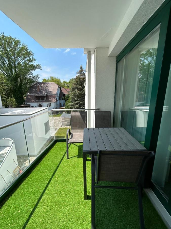 Villa Bauhaus Dream Deluxe T Siofok Bagian luar foto